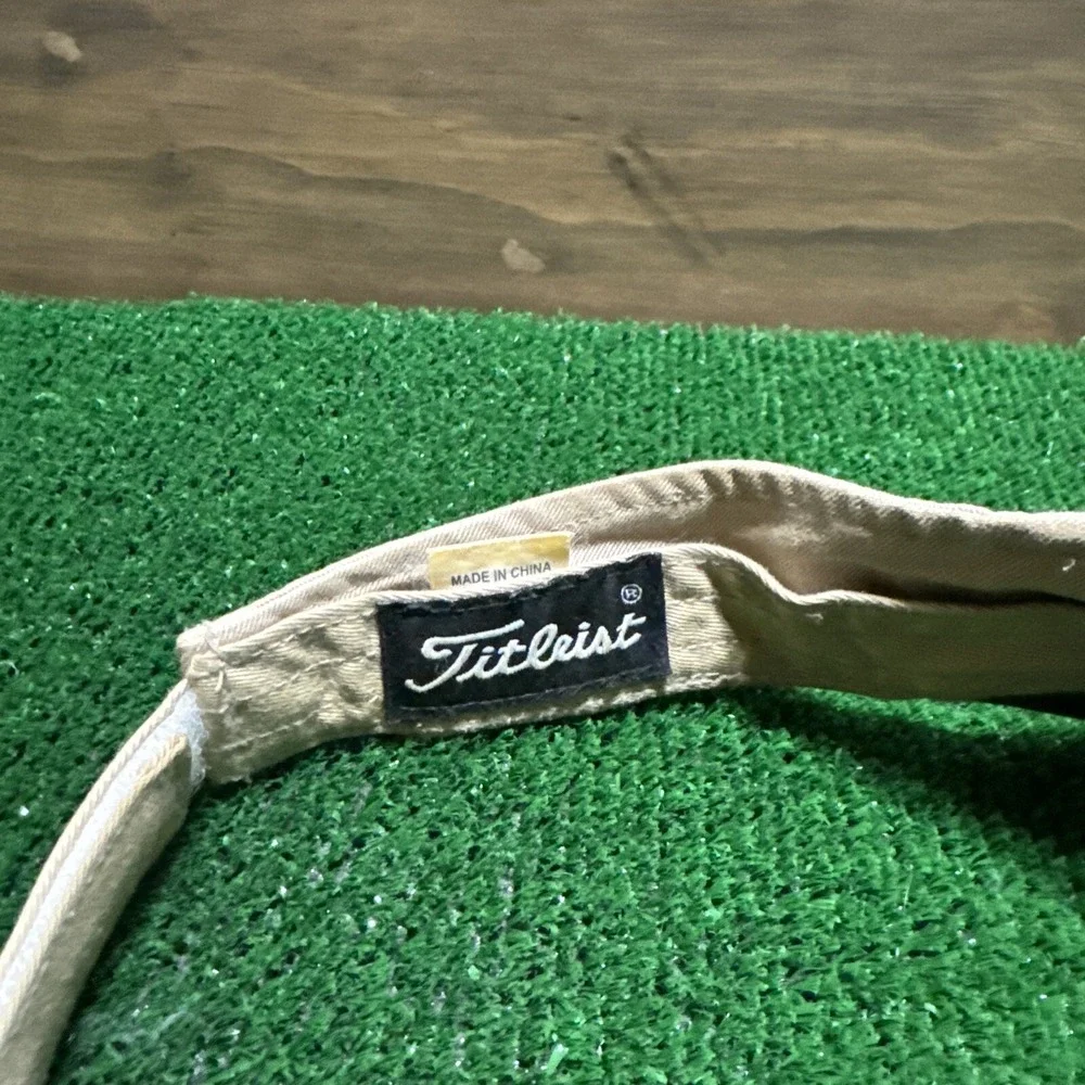 Titleist‎ Golf Tour Performance Strapback ProV1 Visor Tan Black Letters Rn 70547